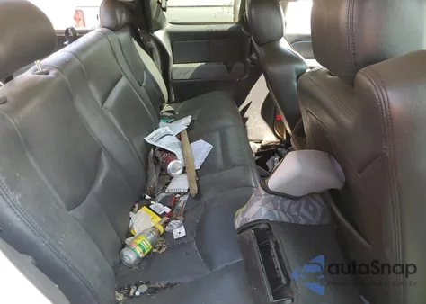 2005 Chevrolet Silverado K1500 из США, поврежденный, VIN 1GCEK19B25E218476